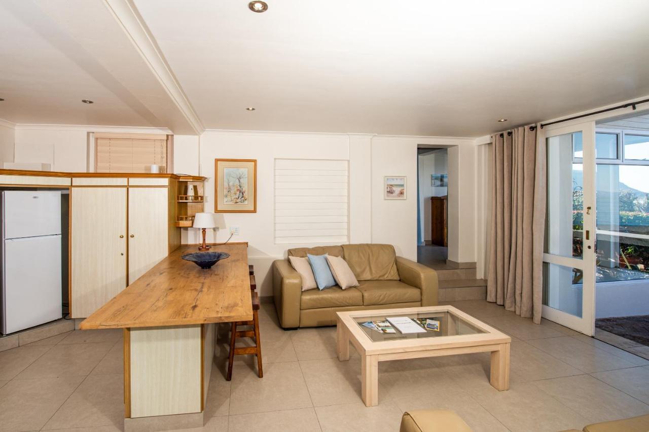 A Whale Of A Time Apartment Фиш Хук Екстериор снимка